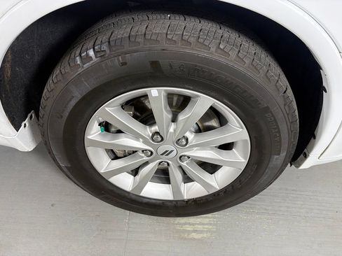 Used 2025 Dodge Durango GT RWD image 14