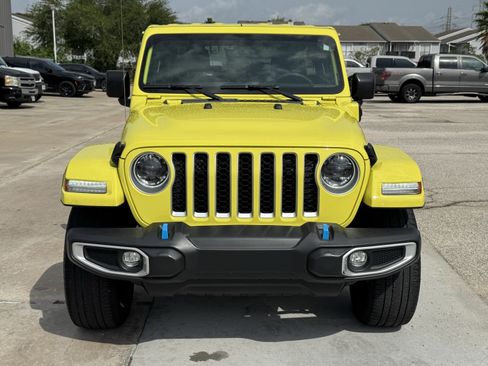 Used 2023 Jeep Wrangler Sahara image 3