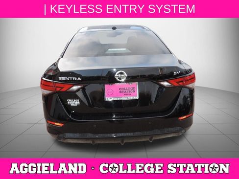 Certified 2022 Nissan Sentra SV image 5