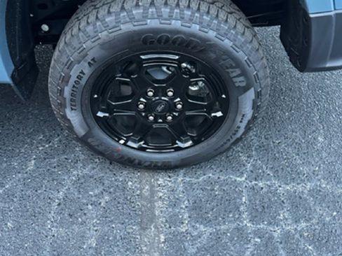 Used 2025 Ford Ranger XLT w/ Black Appearance Package image 11