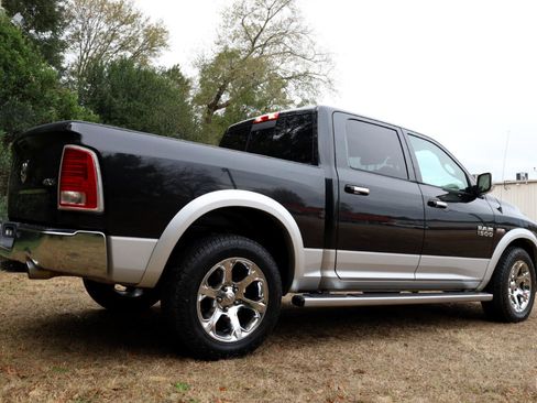 Used 2016 RAM 1500 Laramie w/ Convenience Group image 21