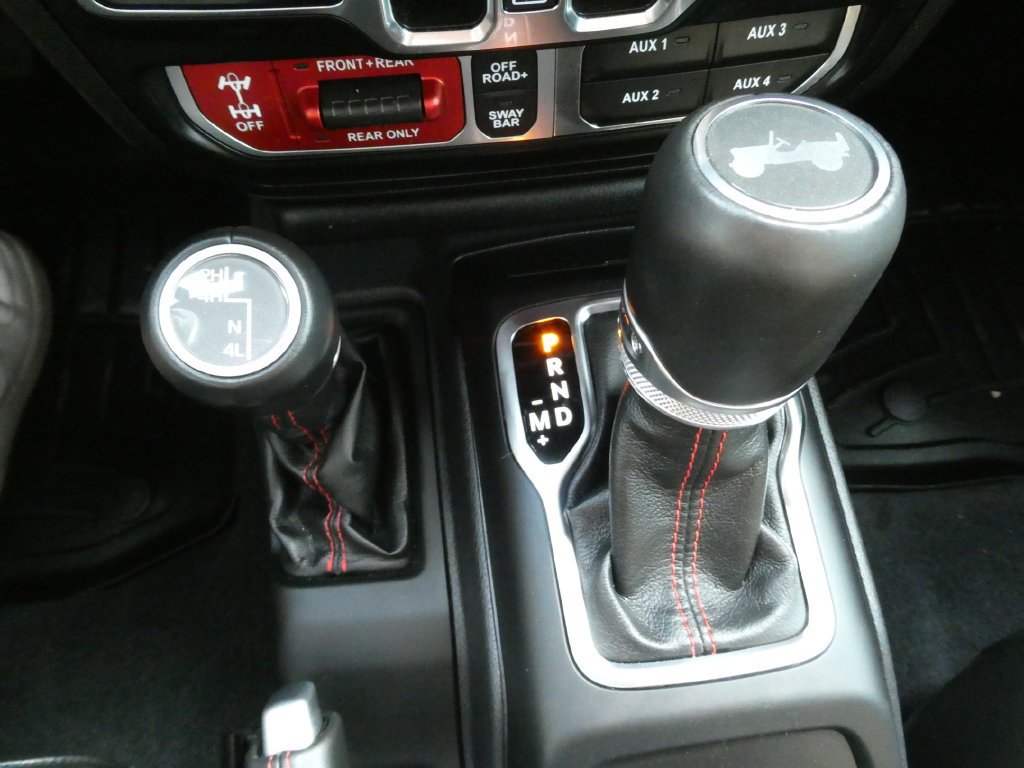 Used 2022 Jeep Wrangler Unlimited Rubicon w/ LED Lighting Group AWD/4WD image 28
