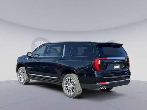 New 2026 GMC Yukon XL Denali w/ Sun & Power Step Package image 4