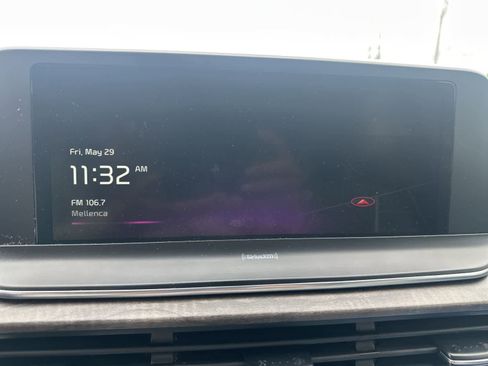 Used 2020 Kia Telluride EX AWD/4WD image 3