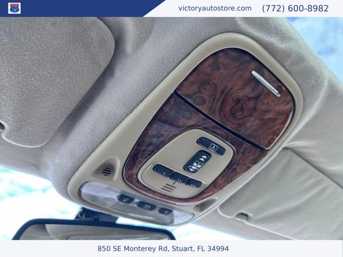 Used 2005 Jaguar XJ8 L image 42