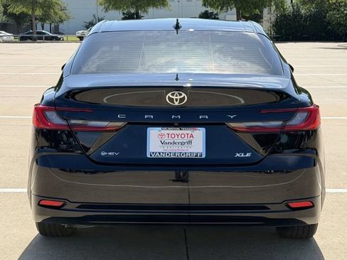 Certified 2025 Toyota Camry XLE FWD image 6