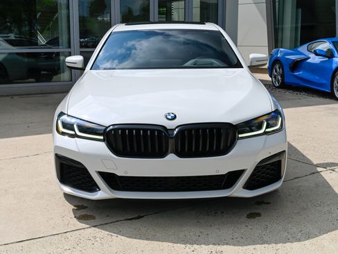 Used 2021 BMW M550i xDrive w/ Executive Package AWD/4WD image 2