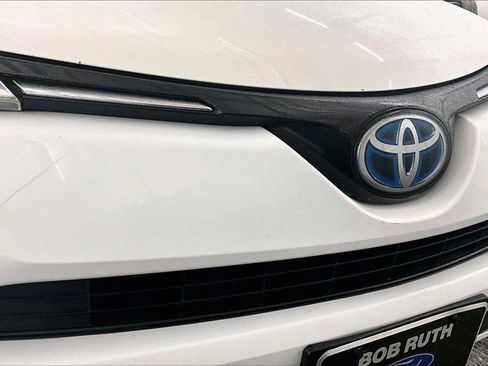 Used 2018 Toyota RAV4 XLE w/ Convenience Package image 30