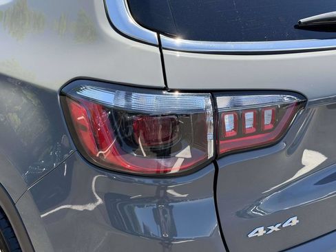 Certified 2024 Jeep Compass Latitude AWD/4WD image 14