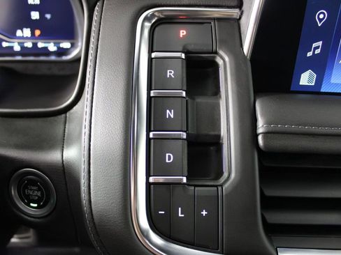 Used 2023 Chevrolet Tahoe LT w/ Luxury Package image 25