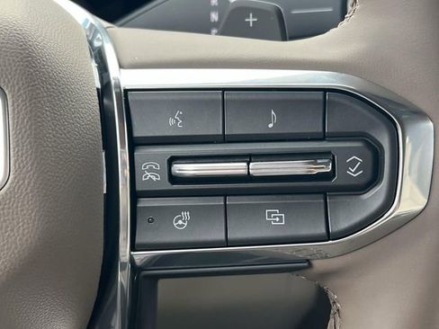 New 2026 GMC Yukon XL Denali image 14