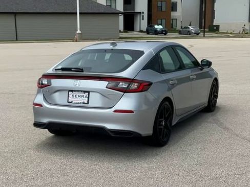 Used 2025 Honda Civic Sport image 8