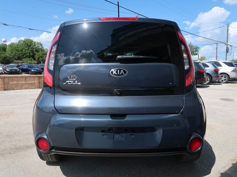Used 2016 Kia Soul ! w/ Premium Package FWD image 10