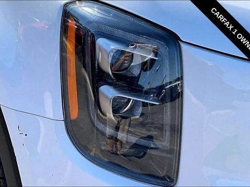 Used 2022 Kia Telluride SX w/ SX Prestige Package AWD/4WD image 32
