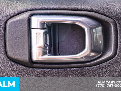 Used 2021 Jeep Wrangler Unlimited Sahara image 52