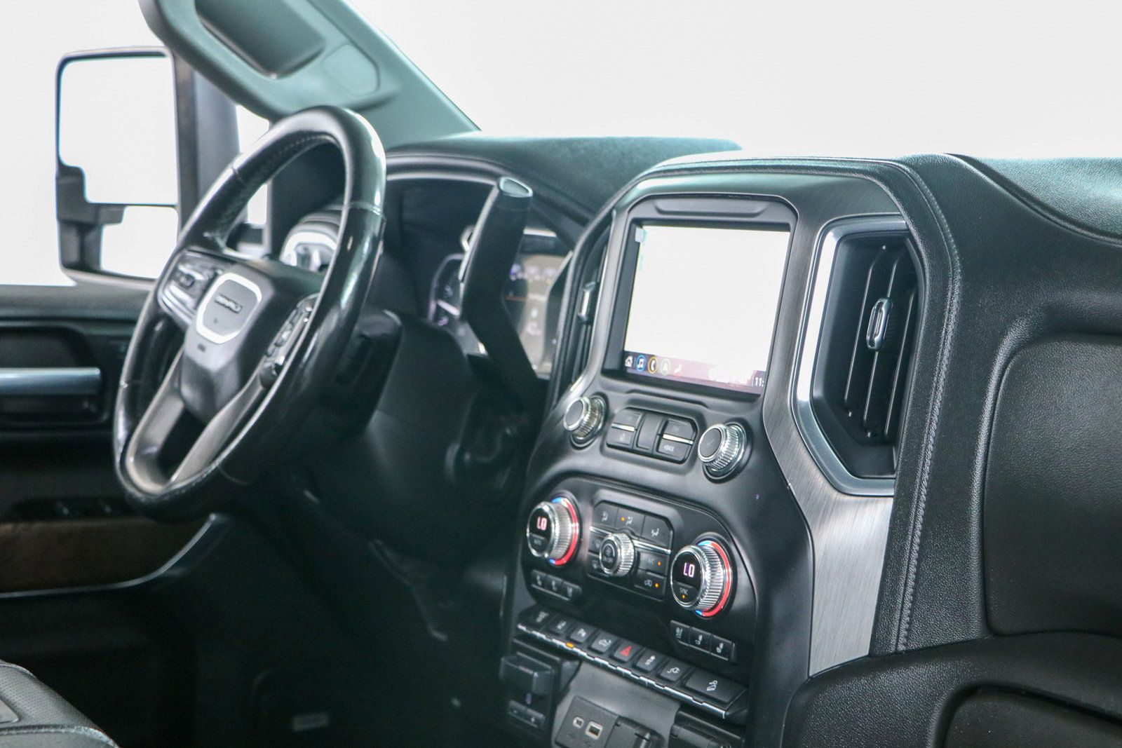 Used 2021 GMC Sierra 2500 Denali w/ Denali Ultimate Package AWD/4WD image 29