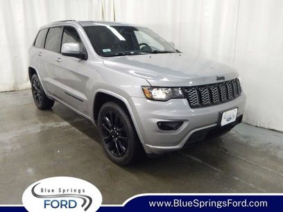Used 2017 Jeep Grand Cherokee Altitude
