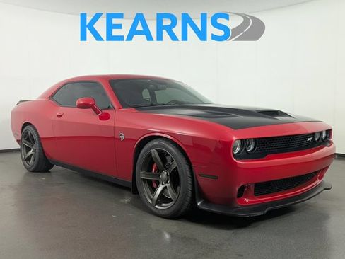 Used 2016 Dodge Challenger SRT Hellcat RWD image 1