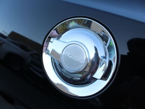 Used 2016 Dodge Challenger SXT image 16