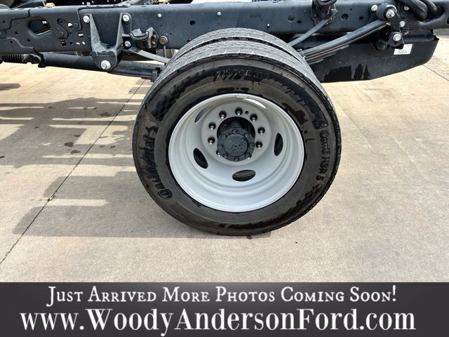 Used 2025 Ford F550 4x4 Crew Cab Super Duty image 6