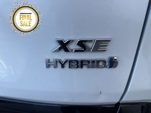 Used 2019 Toyota RAV4 XSE image 8