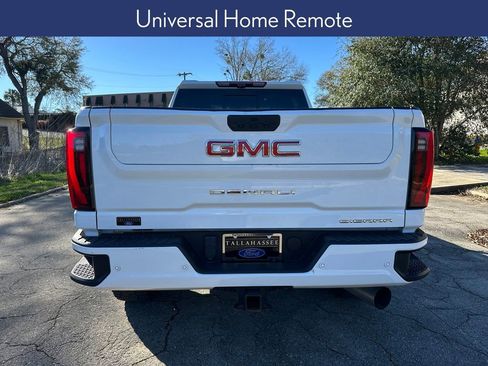Used 2024 GMC Sierra 2500 Denali w/ Denali Reserve Package image 18