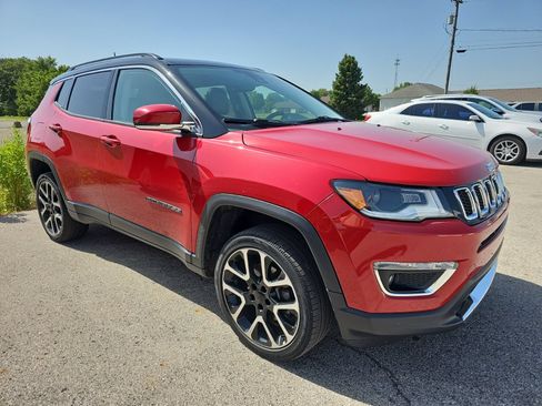 Used 2018 Jeep Compass Limited w/ Navigation Group AWD/4WD image 3