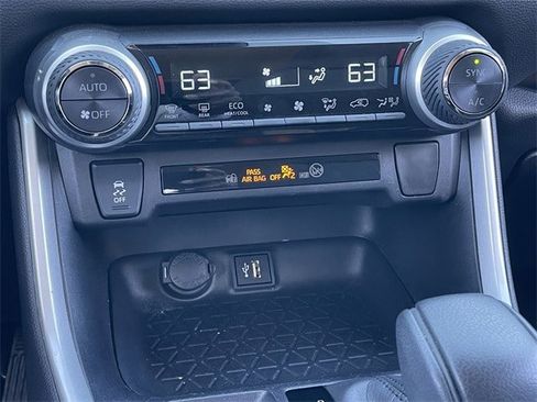Used 2024 Toyota RAV4 XLE image 19