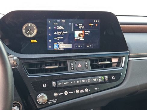 Used 2025 Lexus ES 350 w/ Premium Package FWD image 12