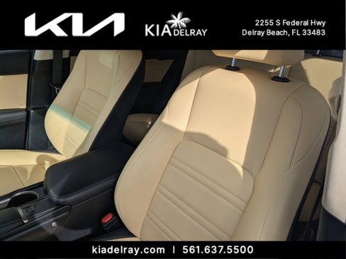 Used 2018 Lexus NX 300 FWD image 11