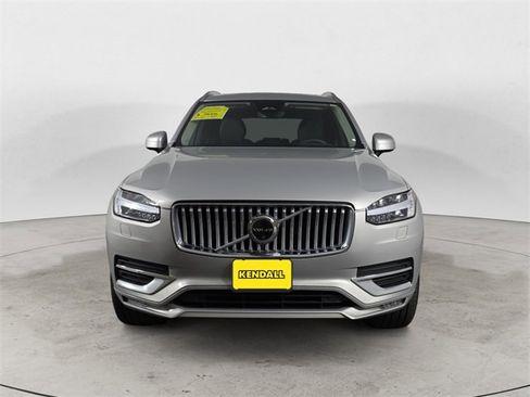 Used 2025 Volvo XC90 B5 Plus w/ Protection Package Premier image 8