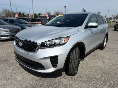 Used 2019 Kia Sorento L image 7