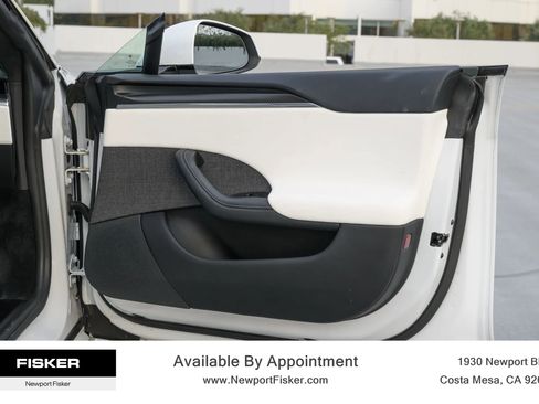 Used 2021 Tesla Model S Plaid image 30