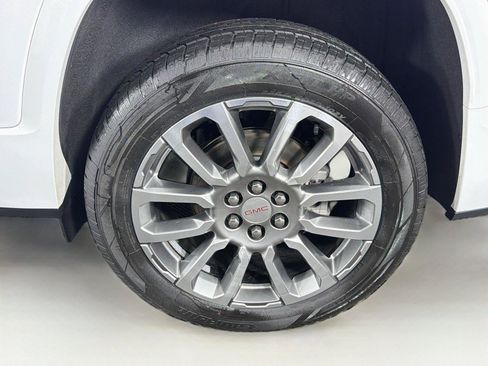 Used 2023 GMC Acadia Denali AWD/4WD image 36