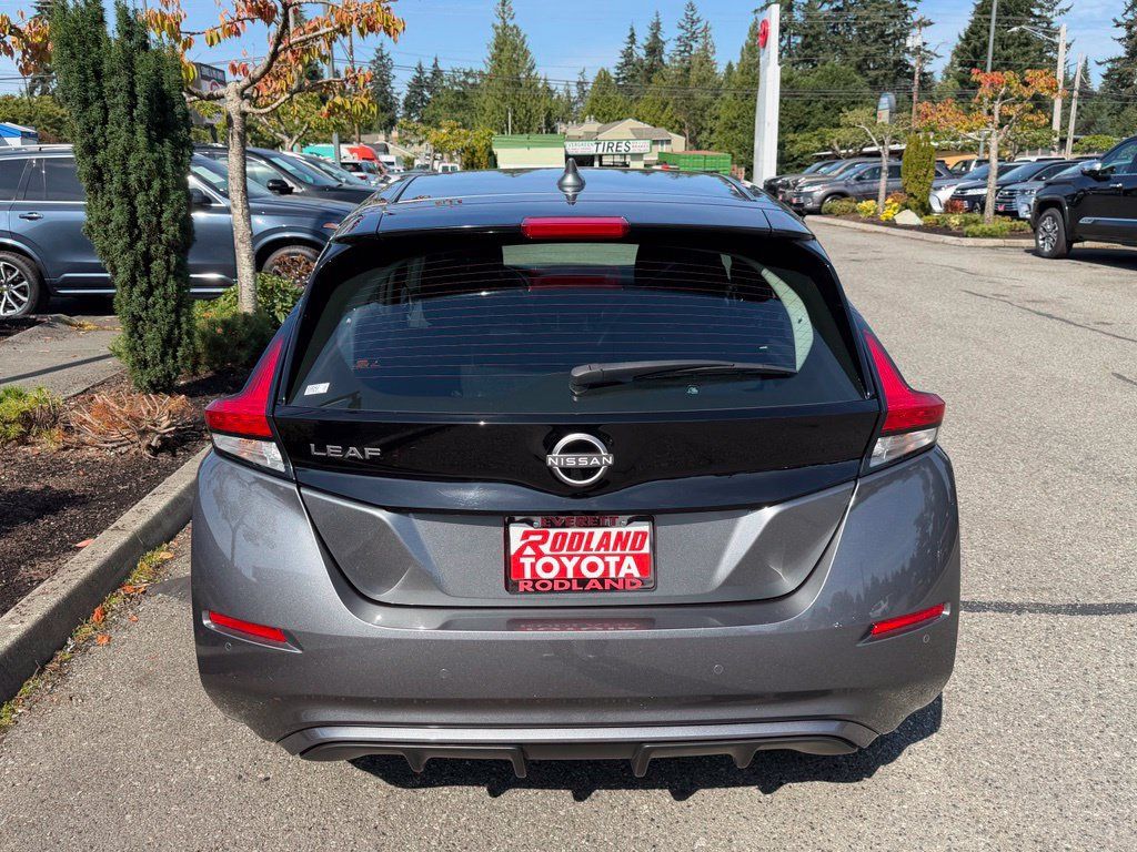 Used 2023 Nissan Leaf S FWD image 8