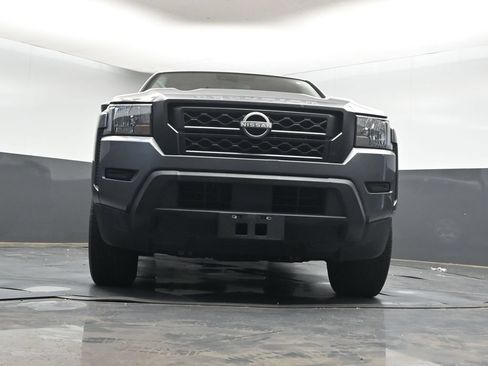 Used 2022 Nissan Frontier S w/ Technology Package RWD image 17