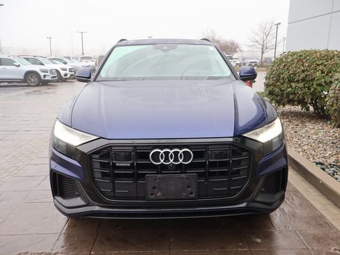 Used 2019 Audi Q8 Prestige image 3
