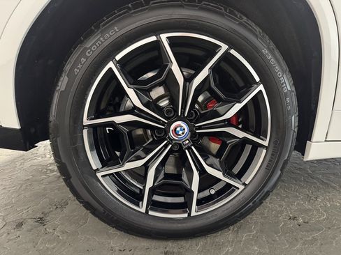 Used 2023 BMW X4 M40i w/ Premium Package image 30