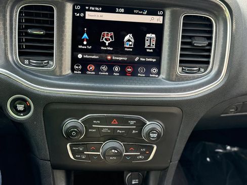 Used 2018 Dodge Charger GT AWD/4WD image 21