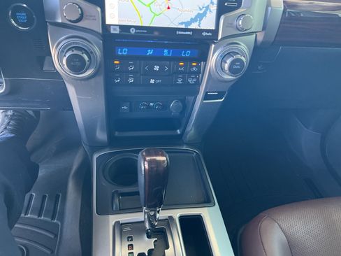 Used 2020 Toyota 4Runner Limited image 20