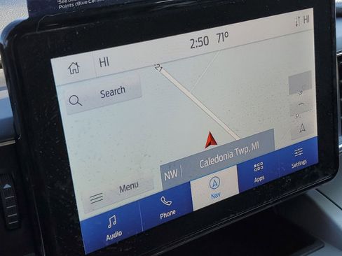 Certified 2022 Ford Explorer XLT w/ Equipment Group 202A image 21