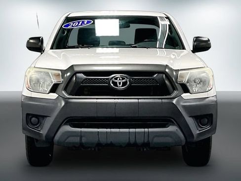 Used 2013 Toyota Tacoma 2WD Regular Cab image 2
