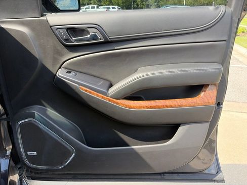 Used 2018 Chevrolet Tahoe Premier RWD image 27
