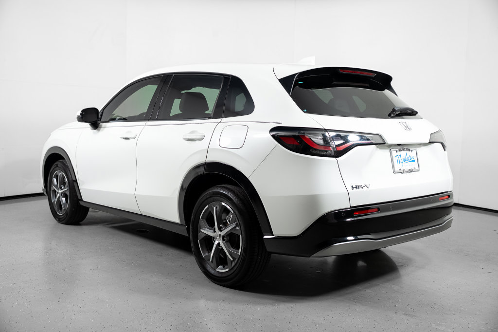 Used 2024 Honda HR-V EX-L image 12