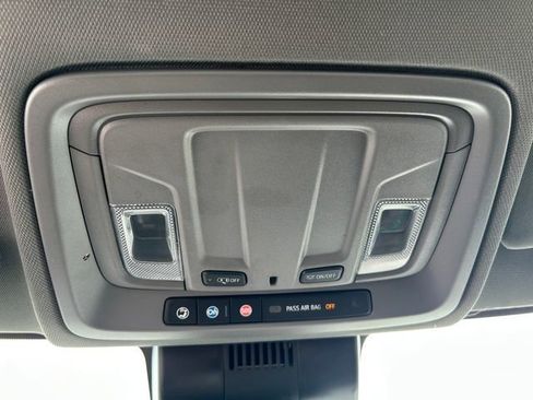 Used 2025 Chevrolet Silverado 1500 W/T RWD image 23