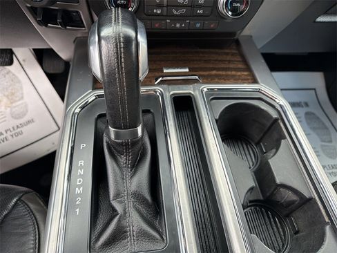 Used 2016 Ford F150 Platinum w/ Equipment Group 701A Luxury image 22