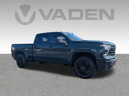 New 2026 Chevrolet Silverado 2500 LT w/ Trail Boss Package AWD/4WD image 3
