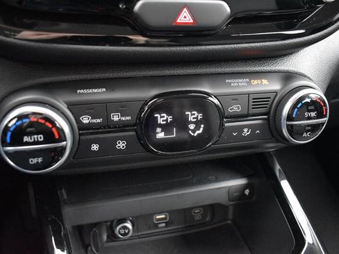 Used 2023 Kia Soul S FWD image 24