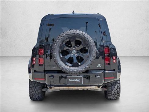 Used 2023 Land Rover Defender 110 X-Dynamic SE AWD/4WD image 7