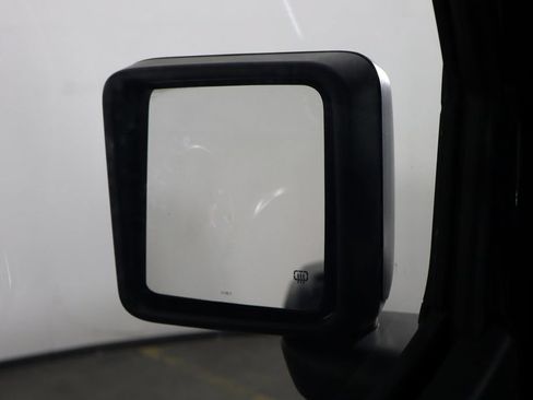 Used 2023 Jeep Wrangler Unlimited w/ Sun & Screen Package AWD/4WD image 43